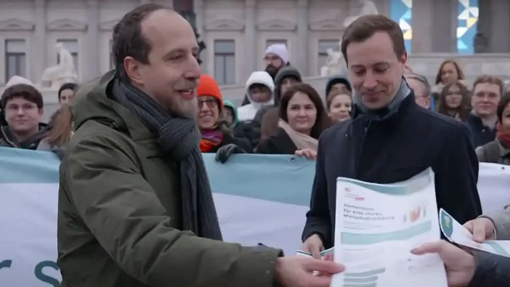 Wirtschaftsbildung DEmo Petitionübergabe Parlament